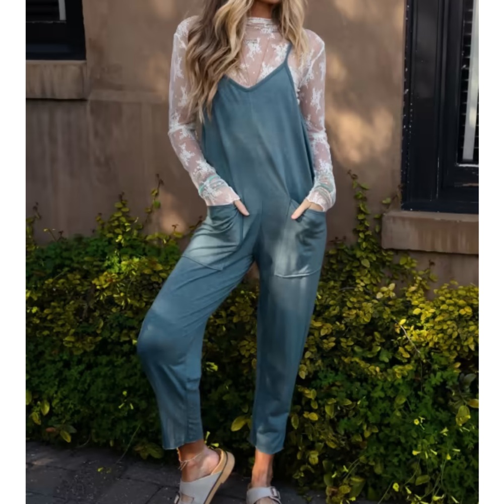 TBN - Pocketed Jumpsuit